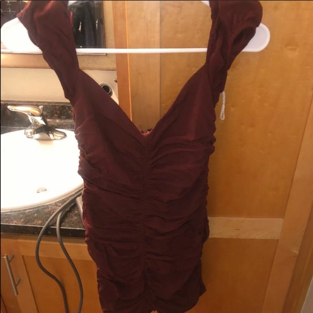 Shrunken size 2 Aritzia dress, fits like 0